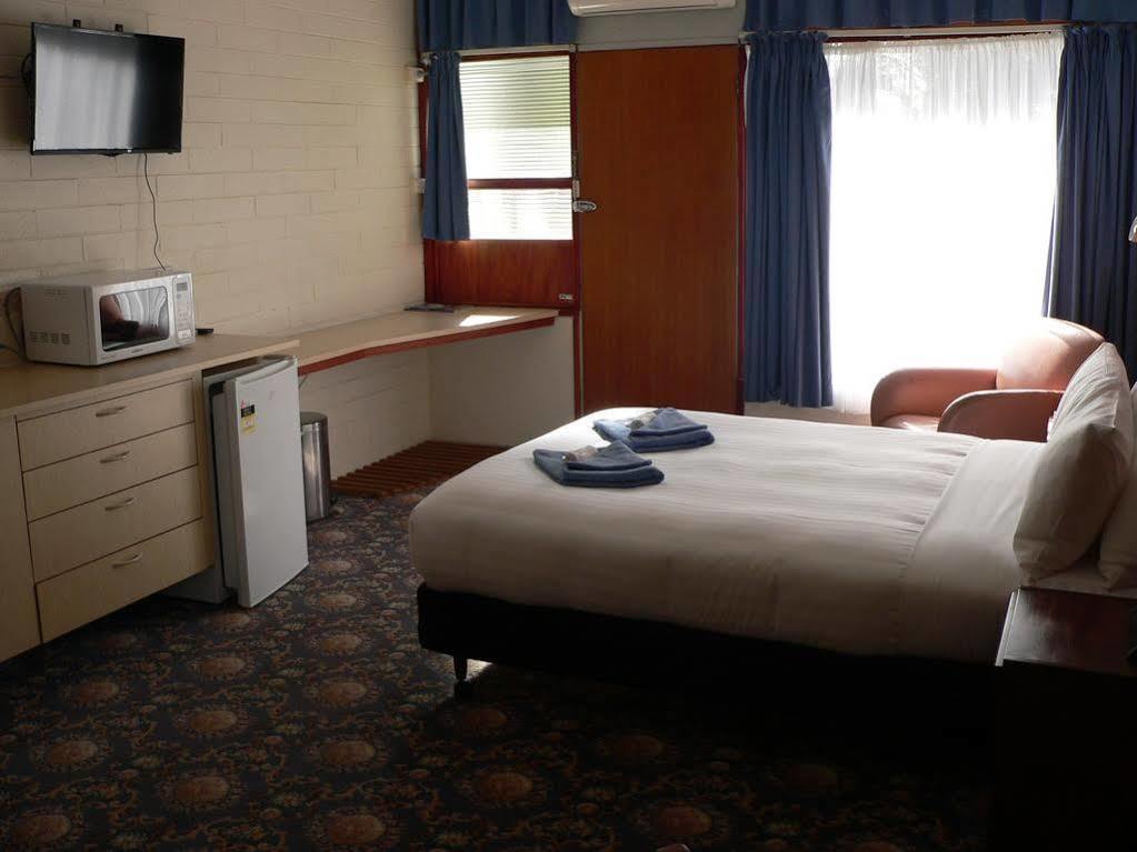 Ship Inn Motel Yarram Buitenkant foto